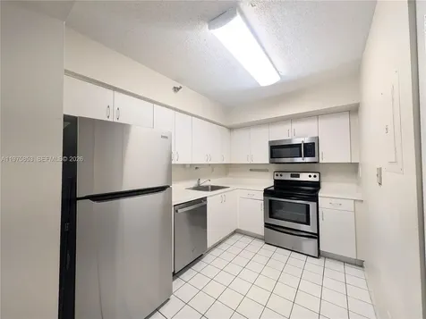 3300 NE 191st Street Aventura FL 33180