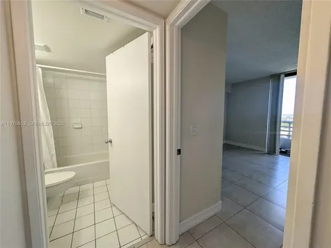 3300 NE 191st Street Aventura FL 33180
