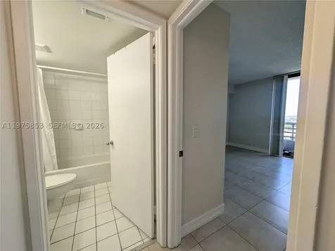 3300 NE 191st Street Aventura FL 33180
