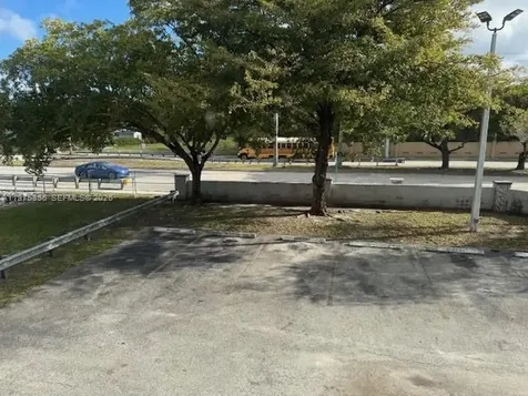 10353 N Kendall Drive Miami FL 33176