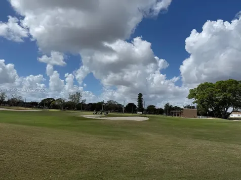 6255 Kendale Lakes Circle Miami FL 33183