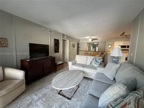 278 Village Boulevard Tequesta FL 33469