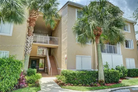 278 Village Boulevard Tequesta FL 33469