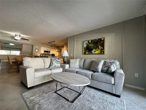 278 Village Boulevard Tequesta FL 33469
