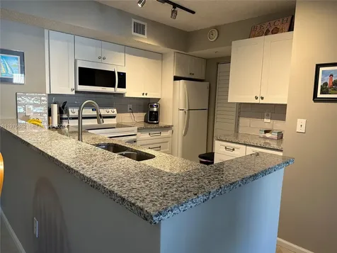278 Village Boulevard Tequesta FL 33469