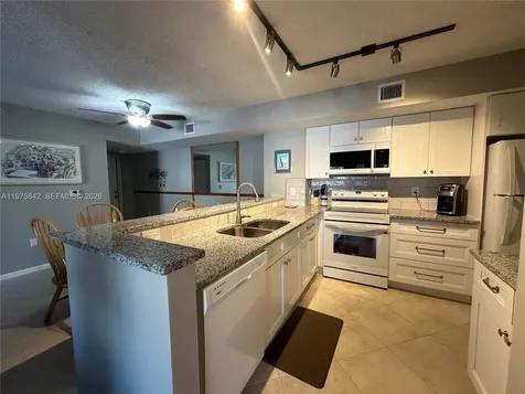 278 Village Boulevard Tequesta FL 33469