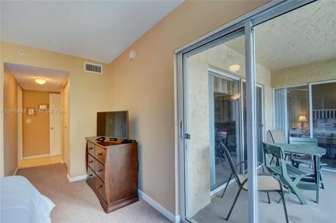 278 Village Boulevard Tequesta FL 33469