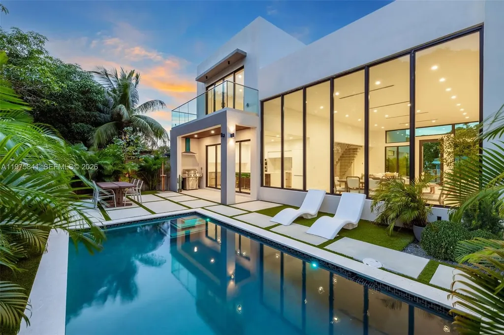 66 NW 50th Street Miami FL 33127