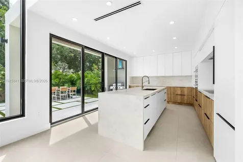 66 NW 50th Street Miami FL 33127