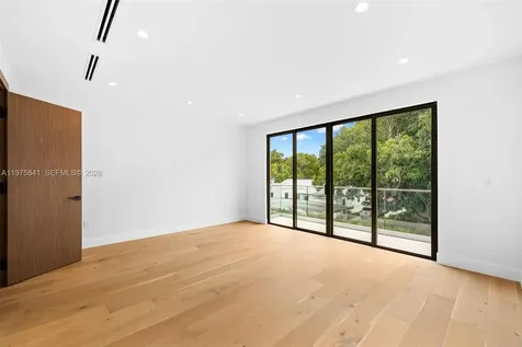 66 NW 50th Street Miami FL 33127