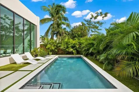 66 NW 50th Street Miami FL 33127