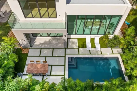 66 NW 50th Street Miami FL 33127