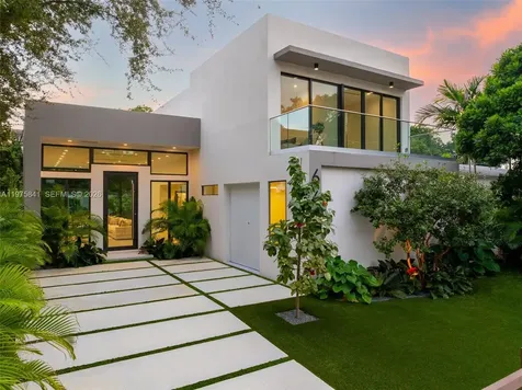 66 NW 50th Street Miami FL 33127