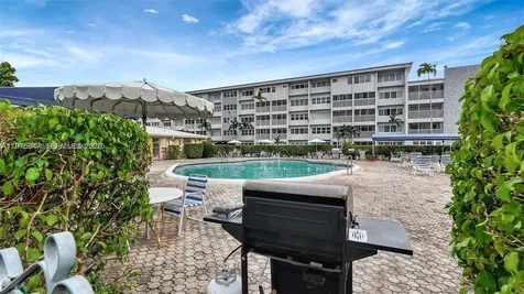 329 SE 3rd Street Hallandale Beach FL 33009