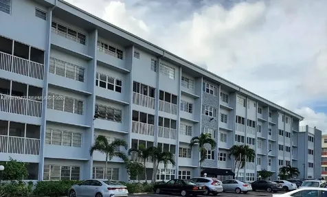 329 SE 3rd Street Hallandale Beach FL 33009