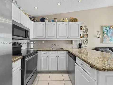 15390 SW 76th Terrace Miami FL 33193