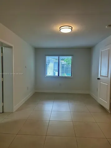 Miami FL 33181