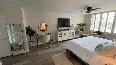 5161 Collins Avenue Miami Beach FL 33140