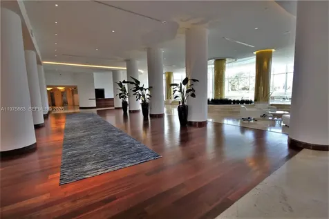 5161 Collins Avenue Miami Beach FL 33140