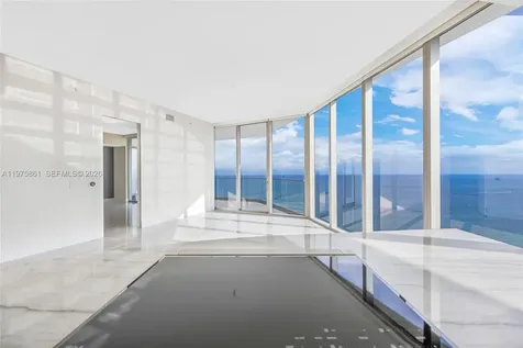 18975 Collins Avenue Sunny Isles Beach FL 33160
