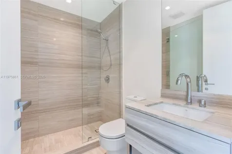 18975 Collins Avenue Sunny Isles Beach FL 33160