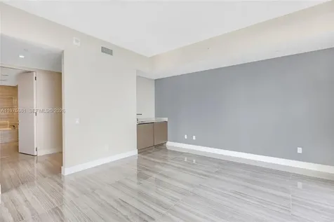 18975 Collins Avenue Sunny Isles Beach FL 33160