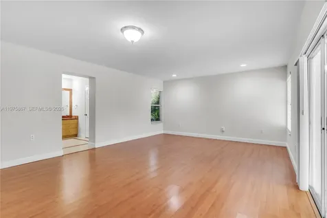 8700 SW 64th Avenue Pinecrest FL 33156