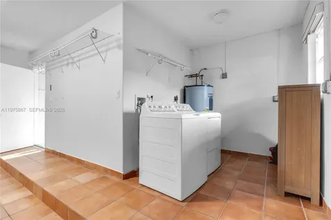 8700 SW 64th Avenue Pinecrest FL 33156