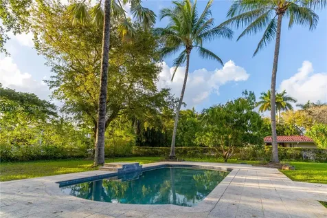 8700 SW 64th Avenue Pinecrest FL 33156
