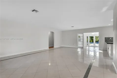 8700 SW 64th Avenue Pinecrest FL 33156