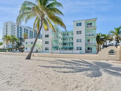 2600 N Surf Road Hollywood FL 33019