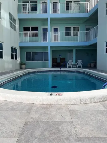 2600 N Surf Road Hollywood FL 33019
