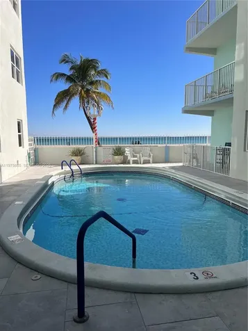 2600 N Surf Road Hollywood FL 33019