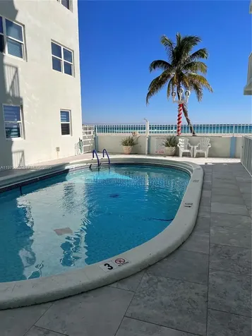 2600 N Surf Road Hollywood FL 33019