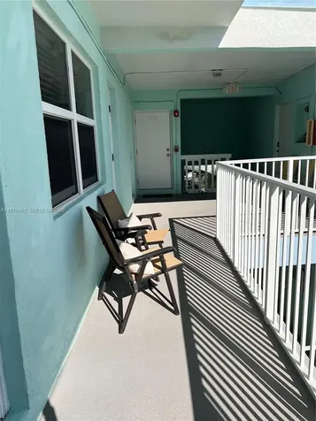2600 N Surf Road Hollywood FL 33019