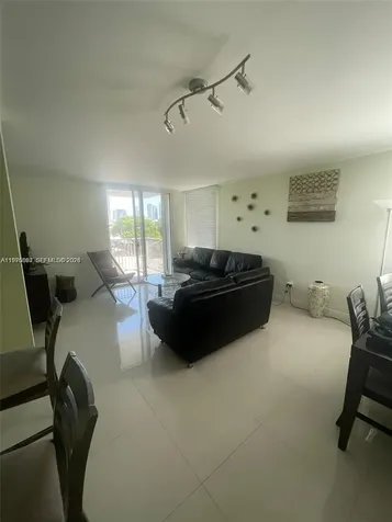 800 N Miami Avenue Miami FL 33136