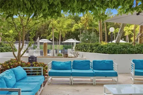 100 Bayview Drive Sunny Isles Beach FL 33160