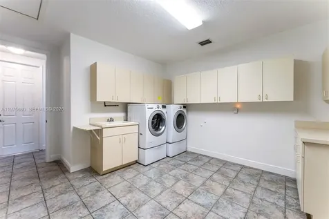 7280 SW 100th Street Pinecrest FL 33156