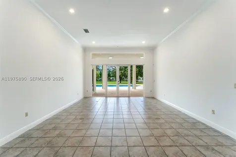 7280 SW 100th Street Pinecrest FL 33156