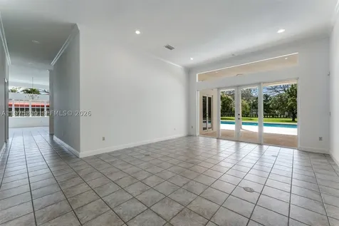 7280 SW 100th Street Pinecrest FL 33156