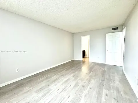484 NW 165th Street Road Miami FL 33169