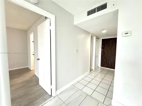 484 NW 165th Street Road Miami FL 33169