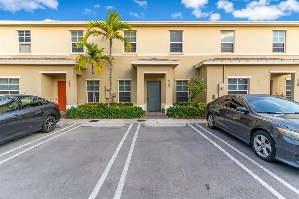 533 NE 5 Place Homestead FL 33034