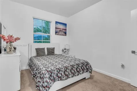 533 NE 5 Place Homestead FL 33034
