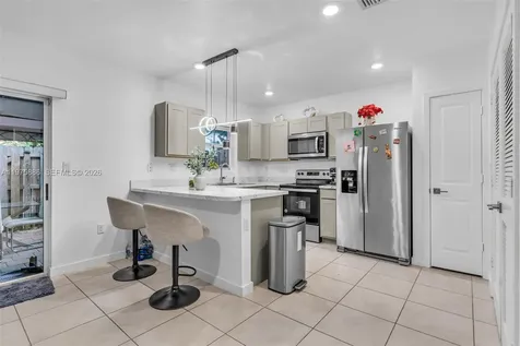 533 NE 5 Place Homestead FL 33034