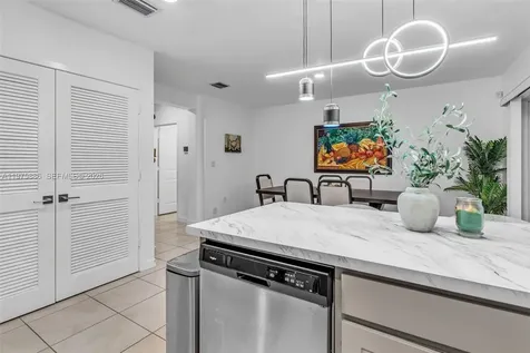 533 NE 5 Place Homestead FL 33034