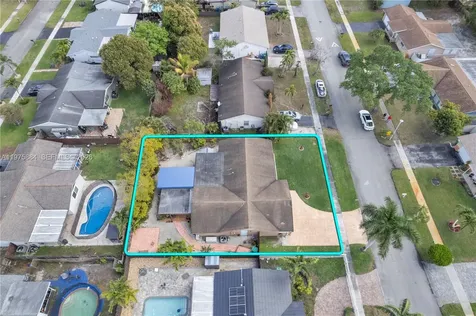 7811 NW 47th Street Lauderhill FL 33351