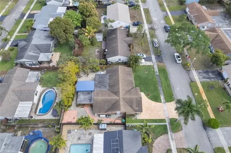 7811 NW 47th Street Lauderhill FL 33351