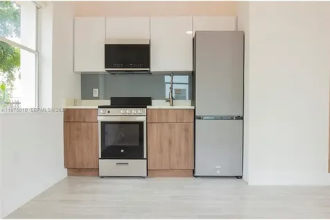 1000 7th Street Miami Beach FL 33139