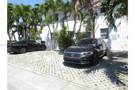 1000 7th Street Miami Beach FL 33139